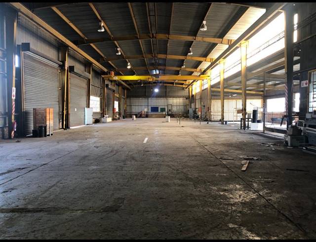 12,598M² WAREHOUSE FOR SALE IN GERMISTON SOUTH